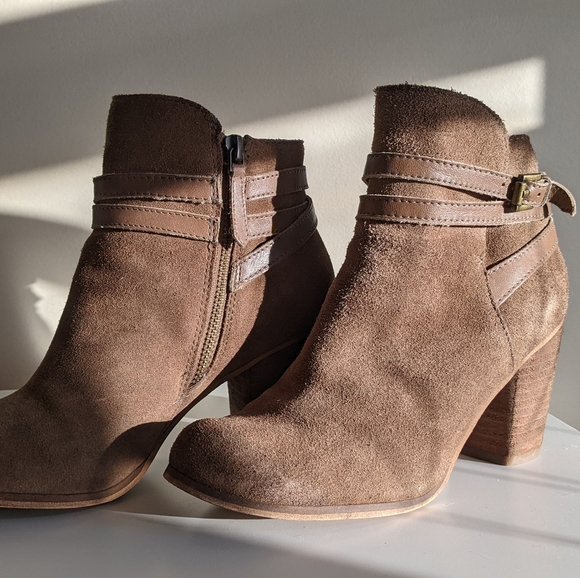[SOLD]  -- BP TANDEM BOOTIEs brown suede leather booties size 6 - Picture 7 of 9